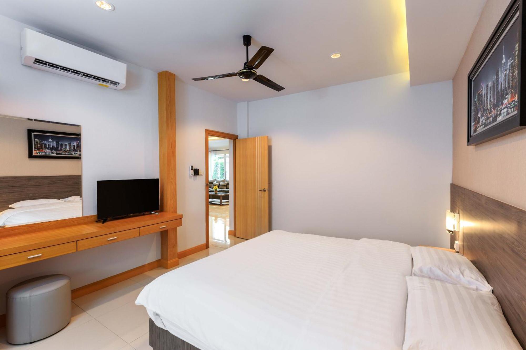 Pattaya Private Villa - Pool,Sauna,Snooker,Bbq Exteriér fotografie