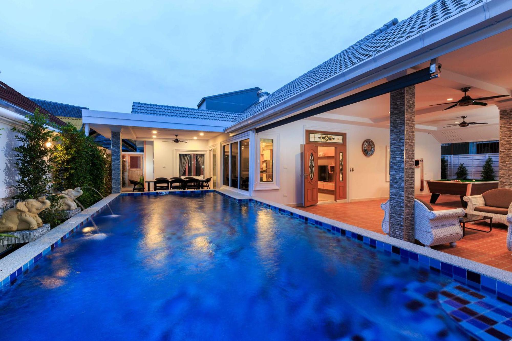 Pattaya Private Villa - Pool,Sauna,Snooker,Bbq Exteriér fotografie